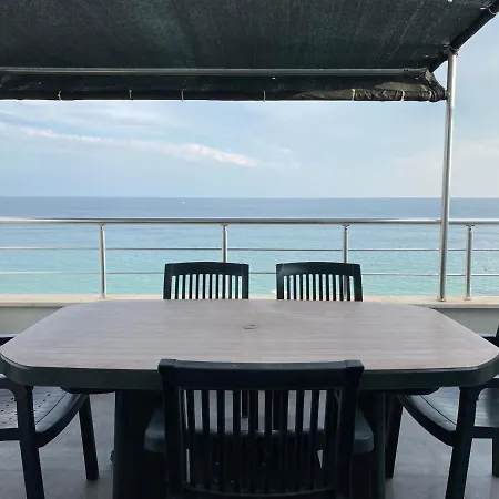 Lejlighedshotel Seaside Apart 2*