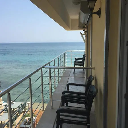 Seaside 3*