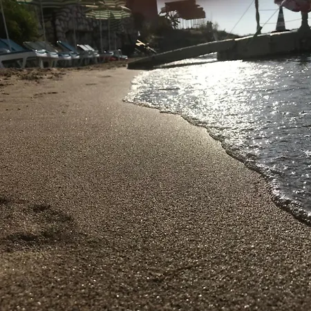Seaside 3*