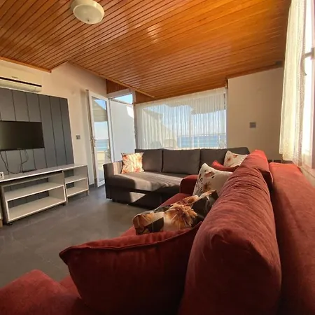 Seaside Apart Otel 3*